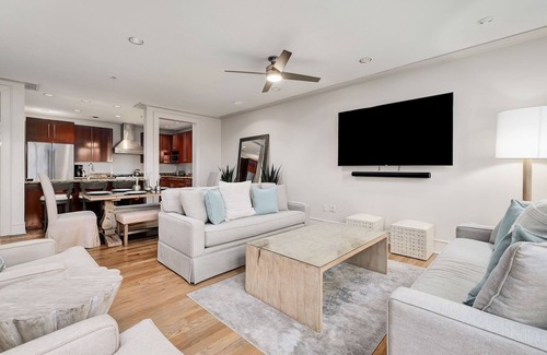Rosemary Beach Condo | Rose at Mercado - Penthouse Condo in Rosemary Beach, Free Bikes