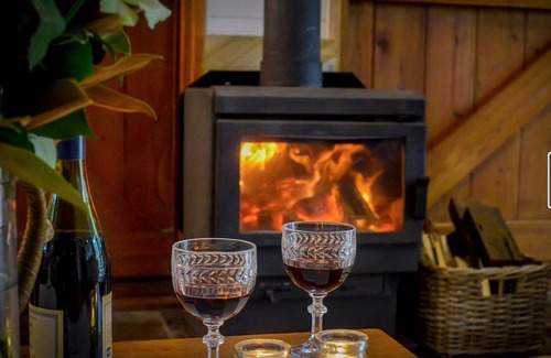 Cambewarra House | Rose & Barn Mountain View Cottages - South Coast Cambewarra
