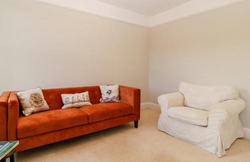 Llanvihangel Crucorney House | Rose Cottage