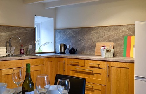 East Lewiston Cottage | Rose Cottage in Drumnadrochit
