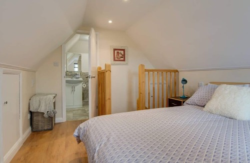 Hawkhurst House | Rose Cottage in the beautiful Cranbrook