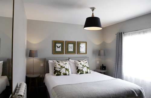 Warwick Town Centre Hotel | Rose & Crown