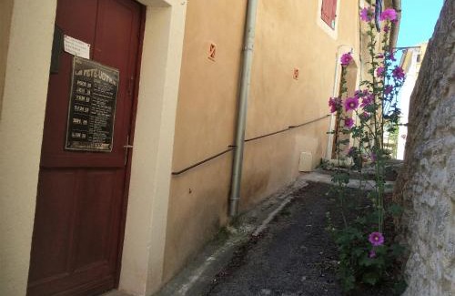 Bonnieux Bed & Breakfast | Rose