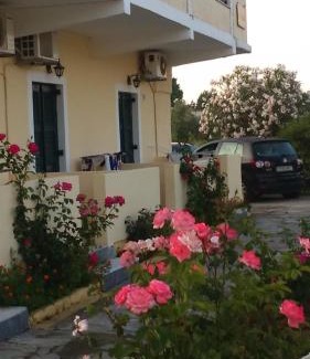 Moraitika House | Rose Garden Rooms