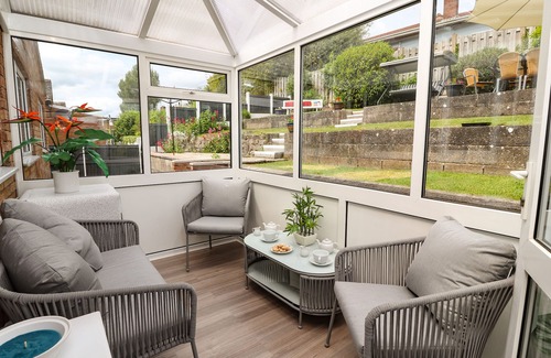 Treffynnon Cottage | ROSE HILL, pet friendly, with a garden in Holywell