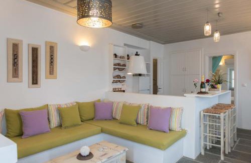 Apollonia House | Rose Home