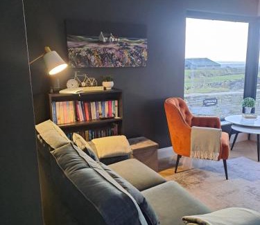 Liscannor Apartment | Rose Meadow Lodge