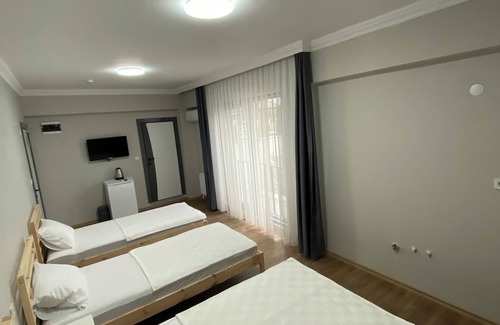 Ezine Hotel | Rose Otel