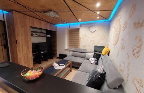 Bielawa Apartment | Rose