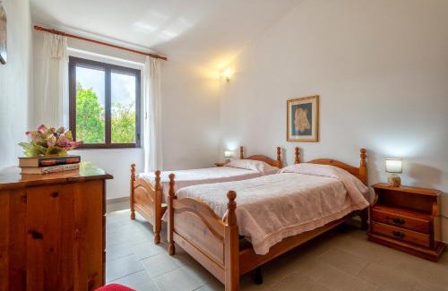Trinita d'Agultu e Vignola House | Rose's House