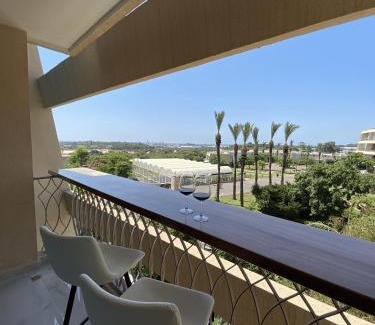 Caesarea Apartment | Rose Suite