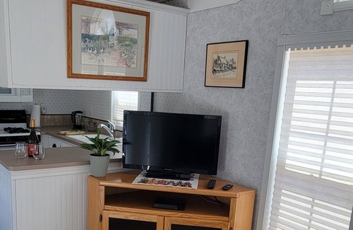 Alanson House | Rosebud Cottage perfectly located in Northern Michigan.