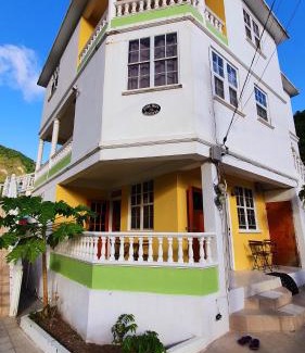 Soufriere Villa | Rosehill Heights Modern 4 bedroom vacation rental
