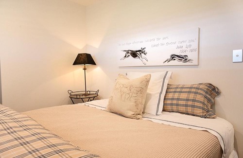 Karaka Apartment | Rosehill Park Stables - Karaka