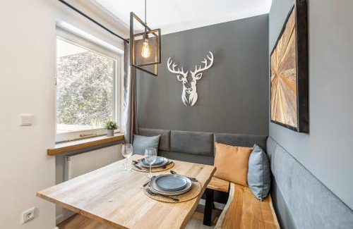Oberaudorf Apartment | Rosels Mountain Lodge Pool Sauna Bergblick Oberaudorf