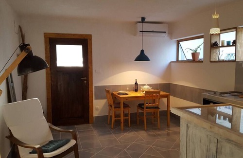 Cove Donja Krusica (Donje selo) Apartment | Rosemary - Pool, Jacuzzi - Tvrdic Honey farm