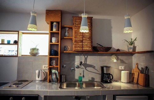 Cove Donja Krusica (Donje selo) Apartment | Rosemary - Pool, Jacuzzi - Tvrdic Honey farm
