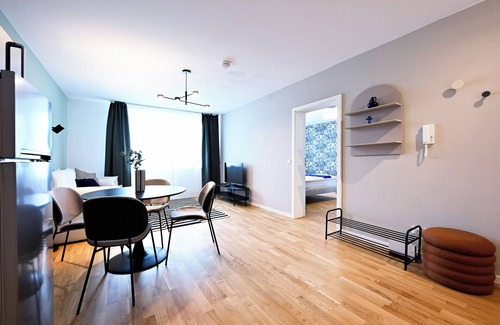 Fuerth Apartment | Rosengarten Apartments Fürth-City 10 min. to Nuremberg, trade fair, airport & subway