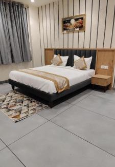 Faridabad Hotel | Rosewood Grand