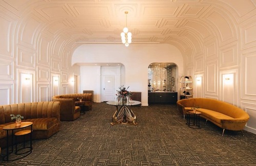 Tyler Park House | Rosewood Suite 202 at The Bellwether Hotel