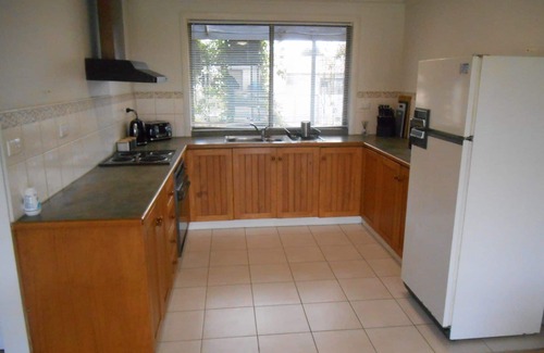 Para Wurlie House | Roshy's Retreat ~ sea views off deck - Off Peak Special!