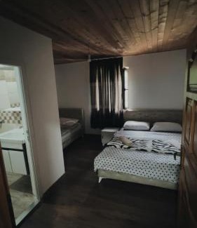 Kukes County House | Rosi peak Guesthouse