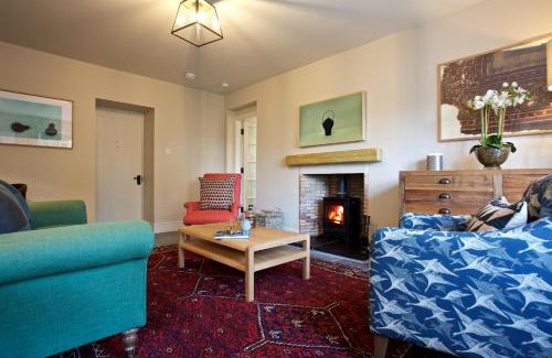 Comrie House | Ross Lodge