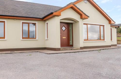 Farranfore House | Rossanean
