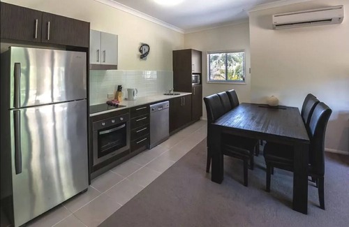 Rosslyn Apartment | Rosslyn Bay Resort