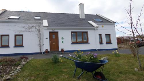 Cashel Bed & Breakfast | Rossroe Lodge B&B