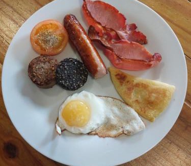 Cashel Bed & Breakfast | Rossroe Lodge B&B