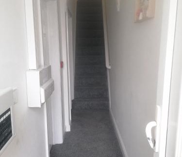 Stoke-on-Trent House | Rossy Home of Relaxations