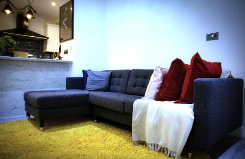 Belle Vue House | Rostron House