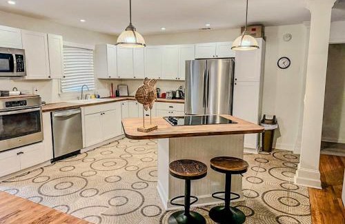 Roswell House | Roswell Adventure 3BR House Family Getaway