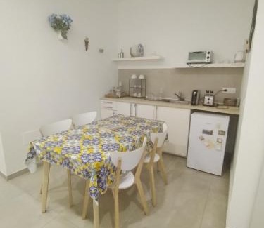 Sorrento City Centre House | Rosy's Guest House