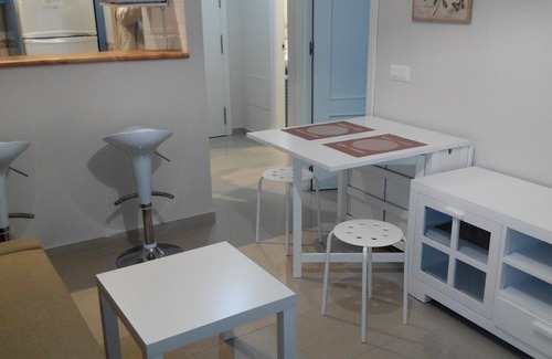 Rota Apartment | ROTA (Cádiz) 1st line beach, Garage, Wifi, air conditioning, 2 places