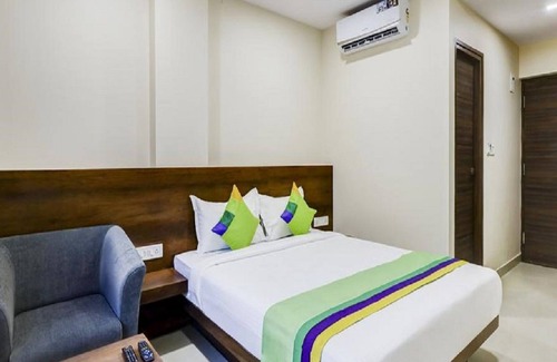 Yelahanka Hotel | Rotano Suites Inn