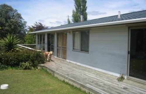 Okere Falls House | Rotoiti/Okere Falls - Te Weta Bay