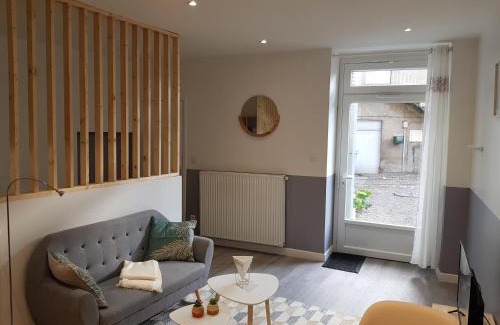 Issoire Apartment | Roudadoux