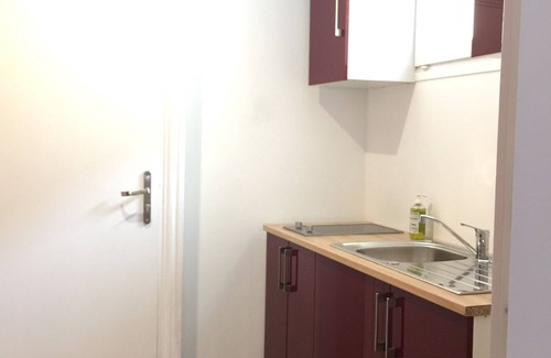 Aulnay-sous-Bois Apartment | Rouge et Blanc