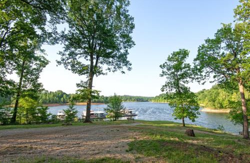 Falls of Rough Resort | Rough River Dam State Resort Park