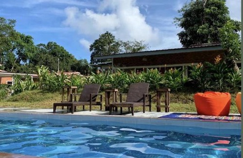 Air Hangat Villa | Rouhi Retreats By Doulos
