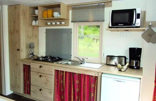 Merville-Franceville-Plage Cabin | Roulotte (2 Schlafzimmer) 4 Personen
