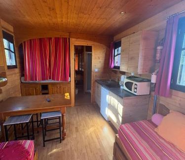 Pouylebon Other | Roulotte a la ferme
