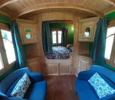 Brennes Apartment | Roulotte de charme tout confort