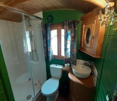 Brennes Apartment | Roulotte de charme tout confort