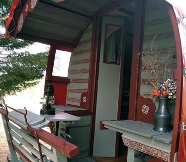Saint-Vincent-en-Bresse Other | Roulotte irlandaise Polly
