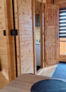 Arrest Ski Chalet | Roulotte la Bohême est son Spa en Baie de Somme