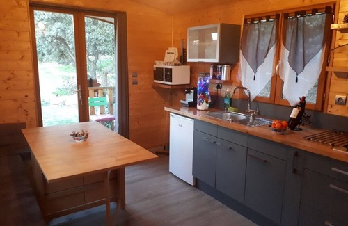 Cournonterral Ski Chalet | Roulotte Toute Équipée en Garrigue au Calme