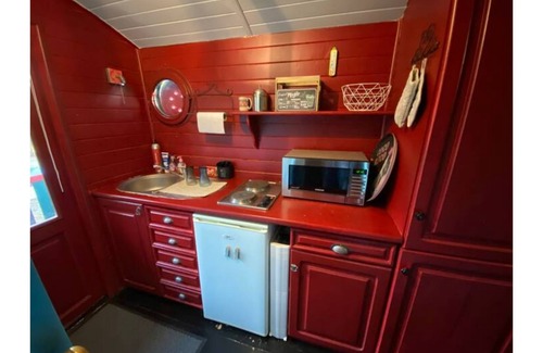 Tourtour House | Roulotte with air conditioning and private pool in Tourtour